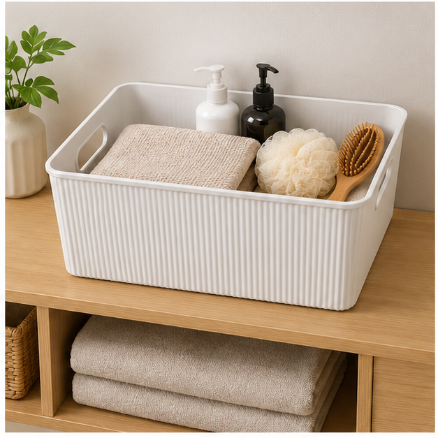 White Plastic Storage Box (YM490)