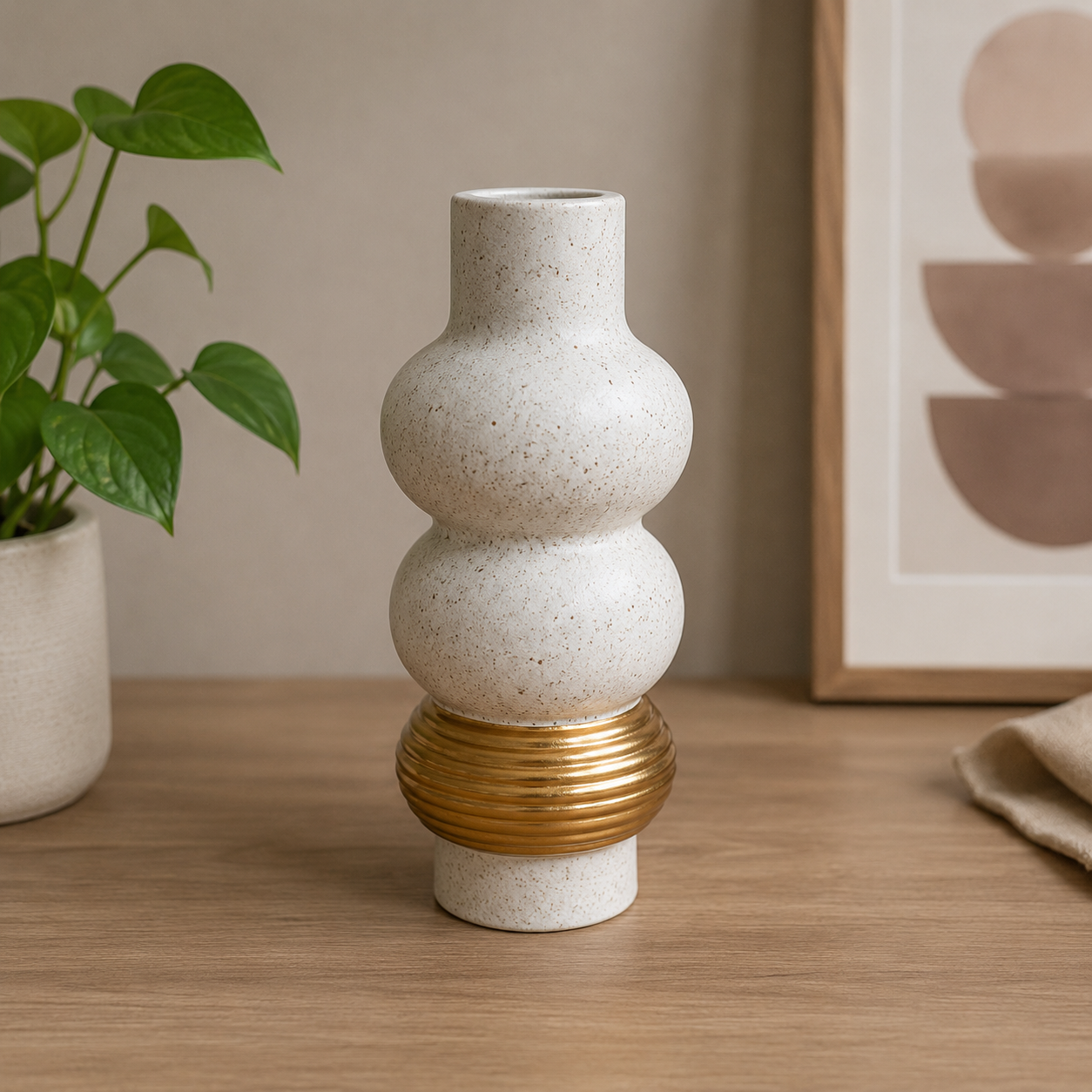 Modern White Textured Ceramic Vase (YM2345)