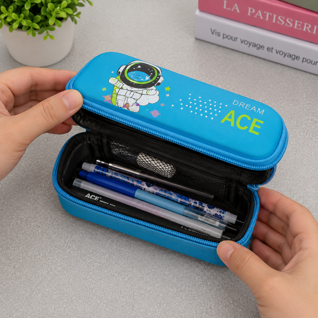 Space Theme Pencil Box (YM821A)