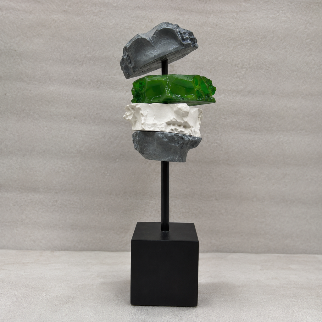 Modern Abstract Stacked Crystal Rock Sculpture (YM2313)