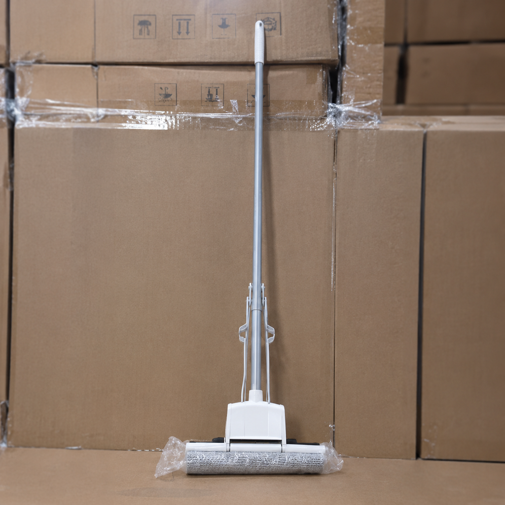 Telescopic Flat Floor Mop with Microfiber Pad (YM351)
