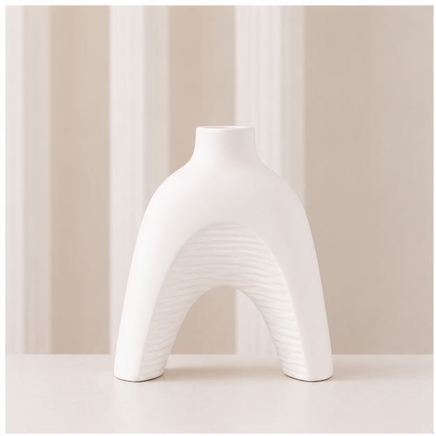 White Decorative Flower Vase for Modern Home Décor (YM2332)