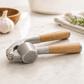 Garlic Press SS Wood Handle (YM1632)