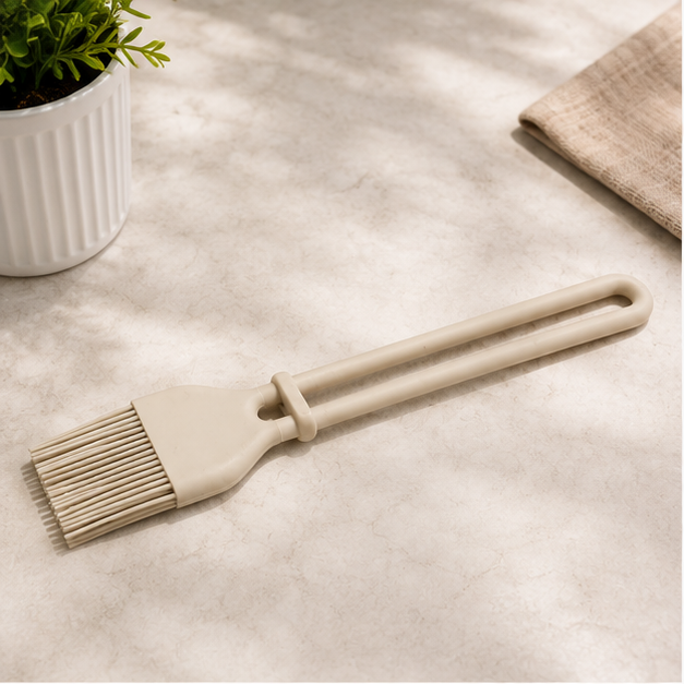 Silicone Oil Brush White (YM941)