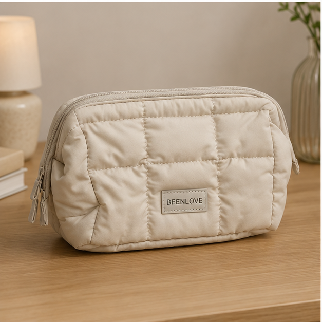 Quilted White Makeup Pouch &amp; Cosmetic Organizer (YMTB01)
