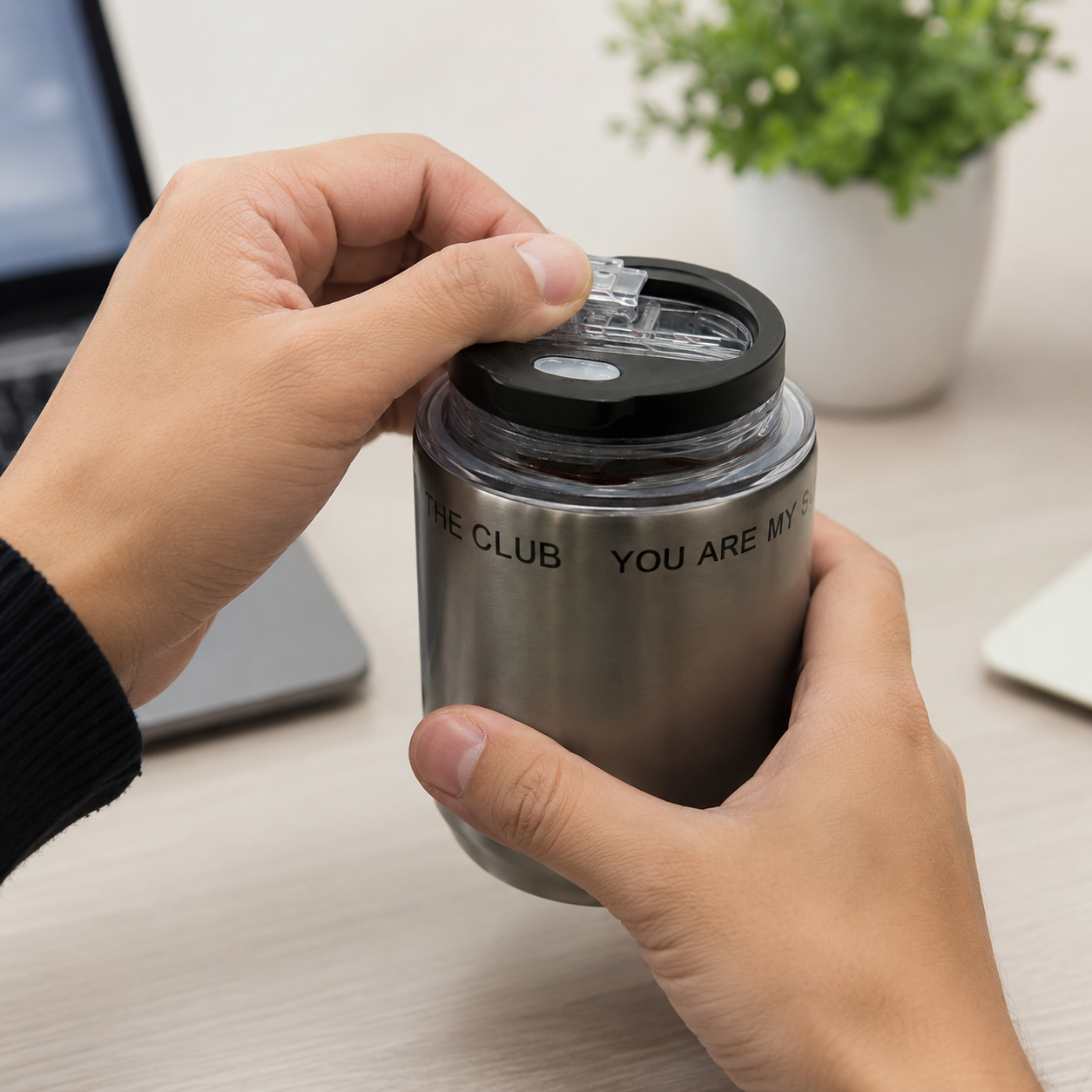 Minimalist Cylindrical Storage Canister (YM1623)
