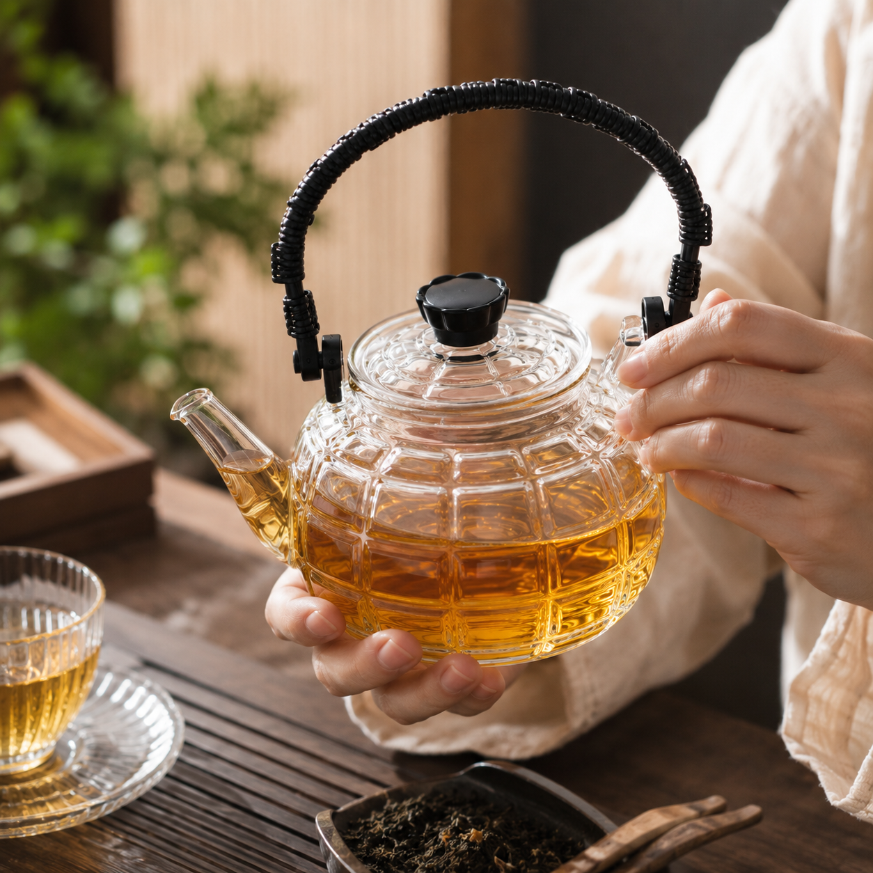 Vintage Glass Tea Kettle(YM1549)